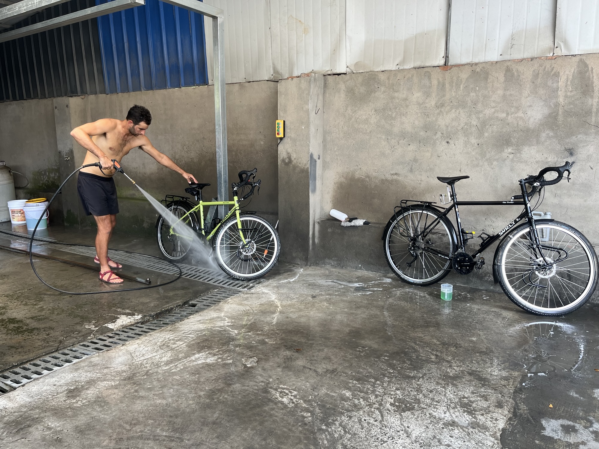 Bikeless