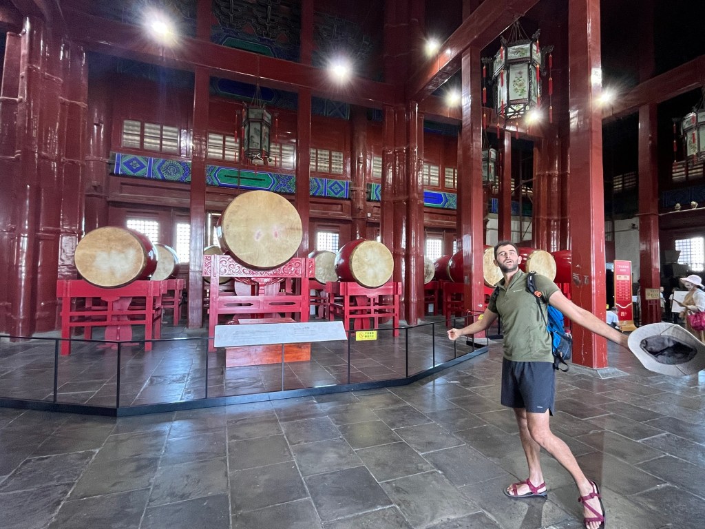 Drums, a Bell and an “activity” (Beijing to&nbsp;Shanghai)